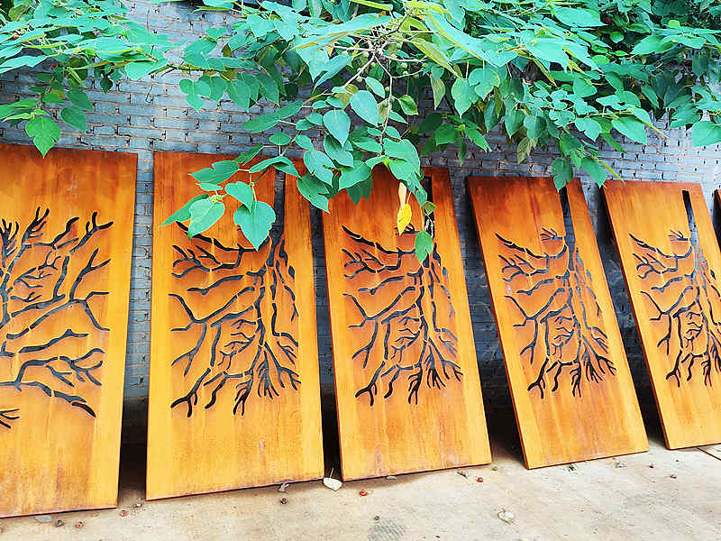 What Makes Corten Steel Fence Panels a Sustainable and Eco-Friendly Choice?