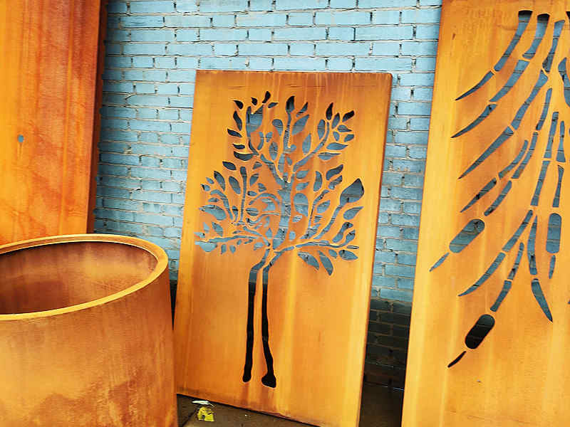 Corten Steel Fence Panels: An Architectural Marvel for Your Outdoor Sanctuary